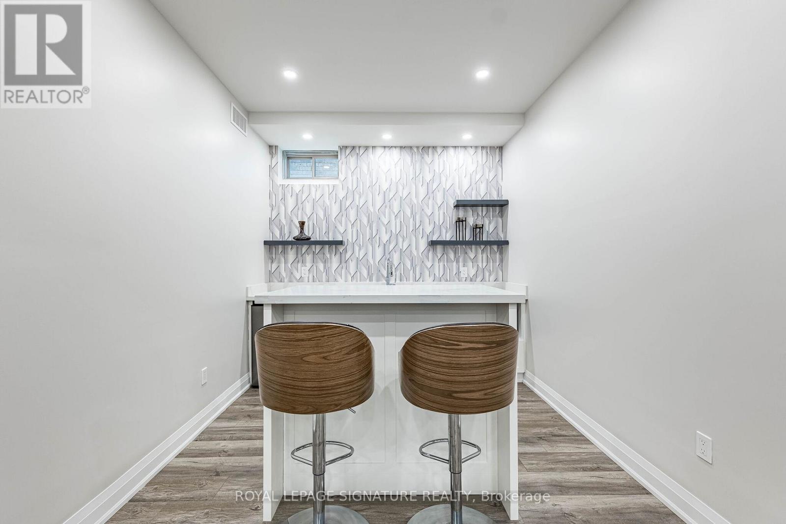 24 FOXTAIL COURT - 39