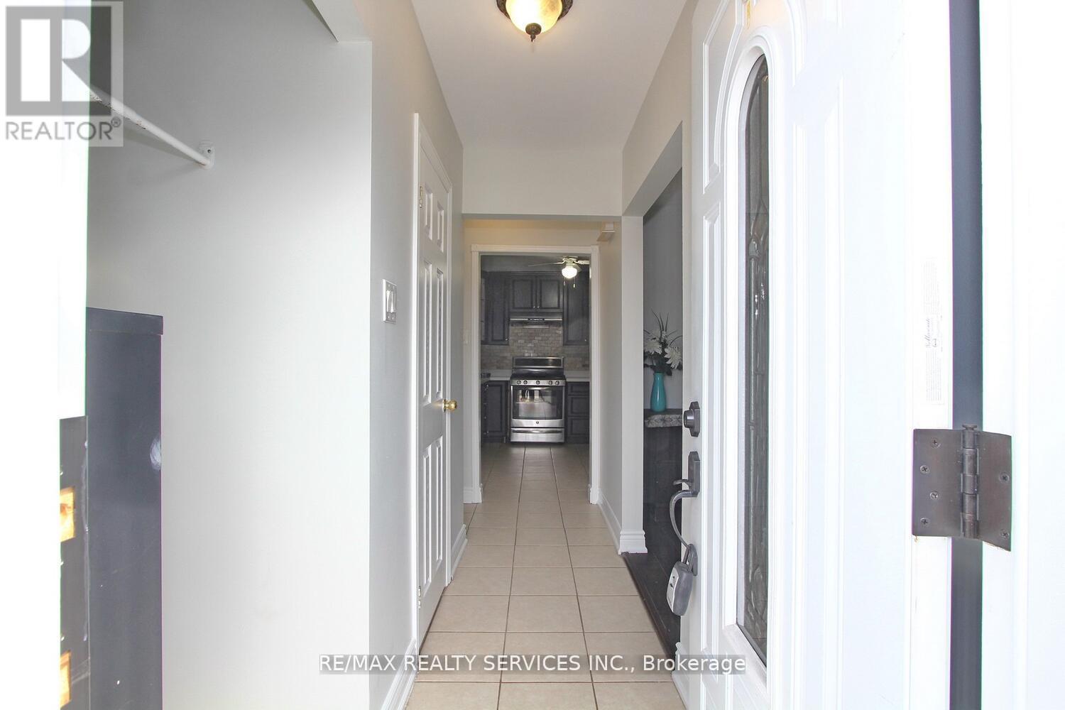 185 EARNSCLIFFE CIRCLE - 20