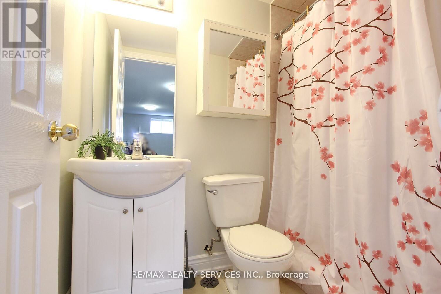 185 EARNSCLIFFE CIRCLE - 34