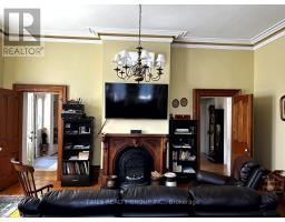 220 Hibernia Street, Stratford, ON N5A5V5 Photo 7