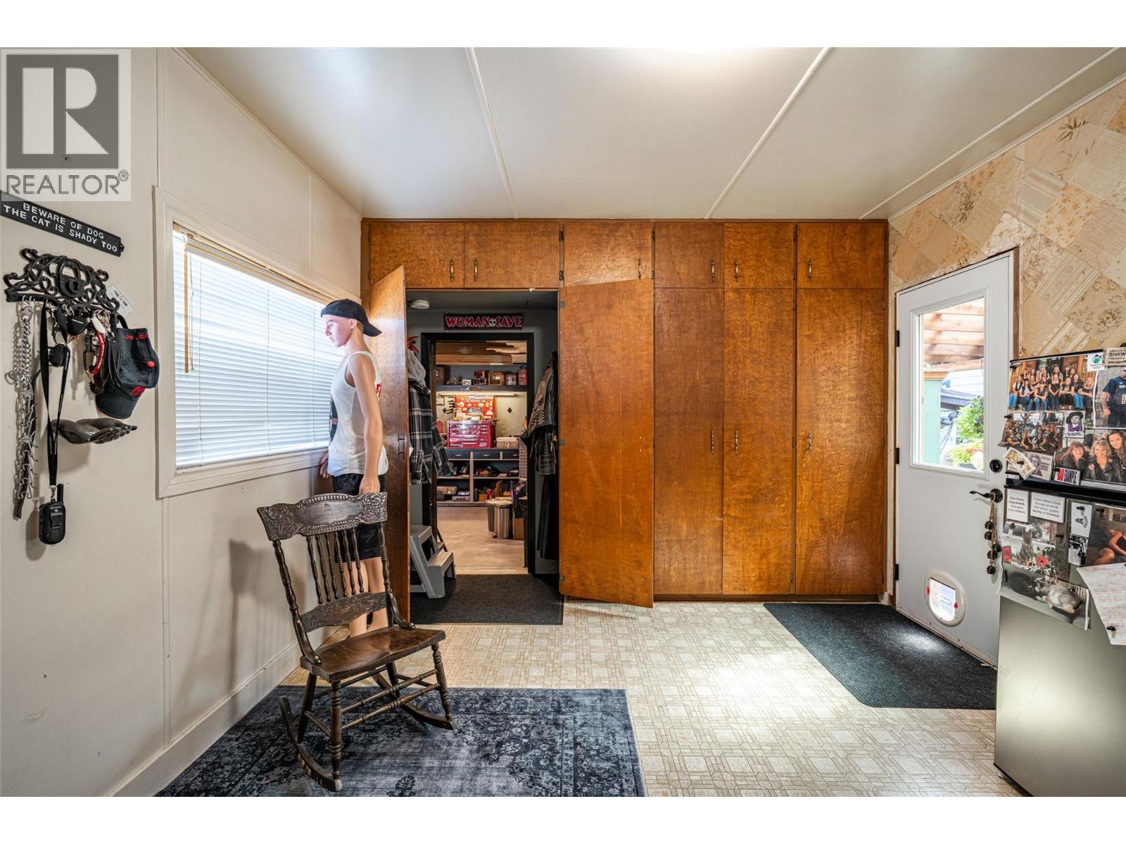 2885 Phillips Street - 34