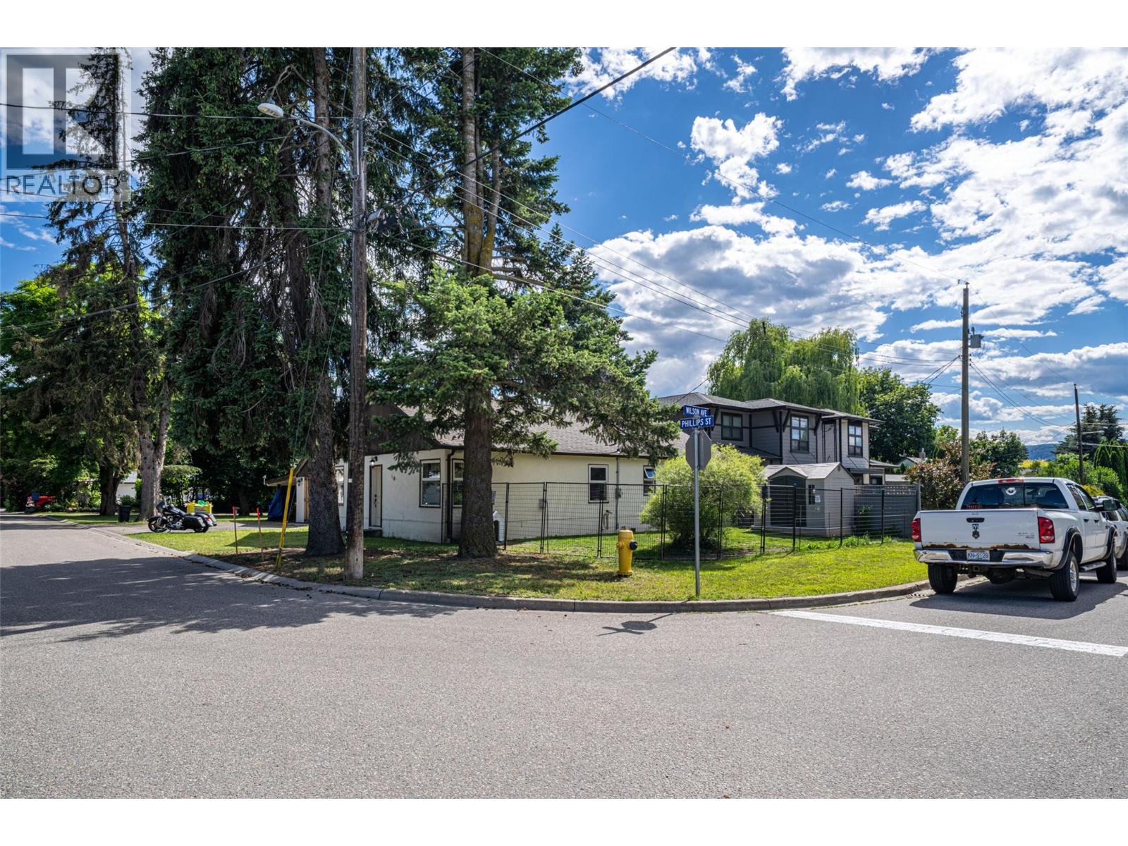 2885 Phillips Street - 4