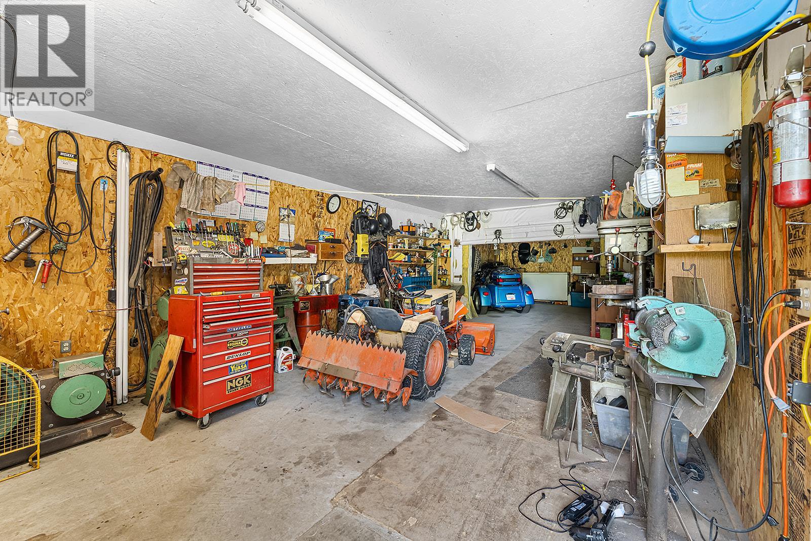 635 Lakeview Arrow Creek Road - 24
