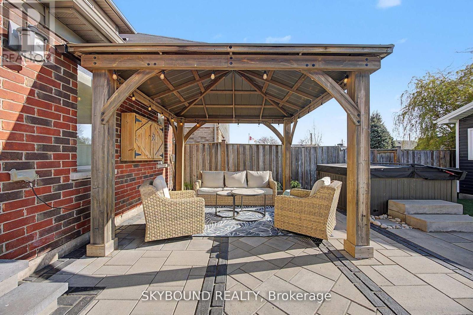 53 DIANA AVENUE - 41