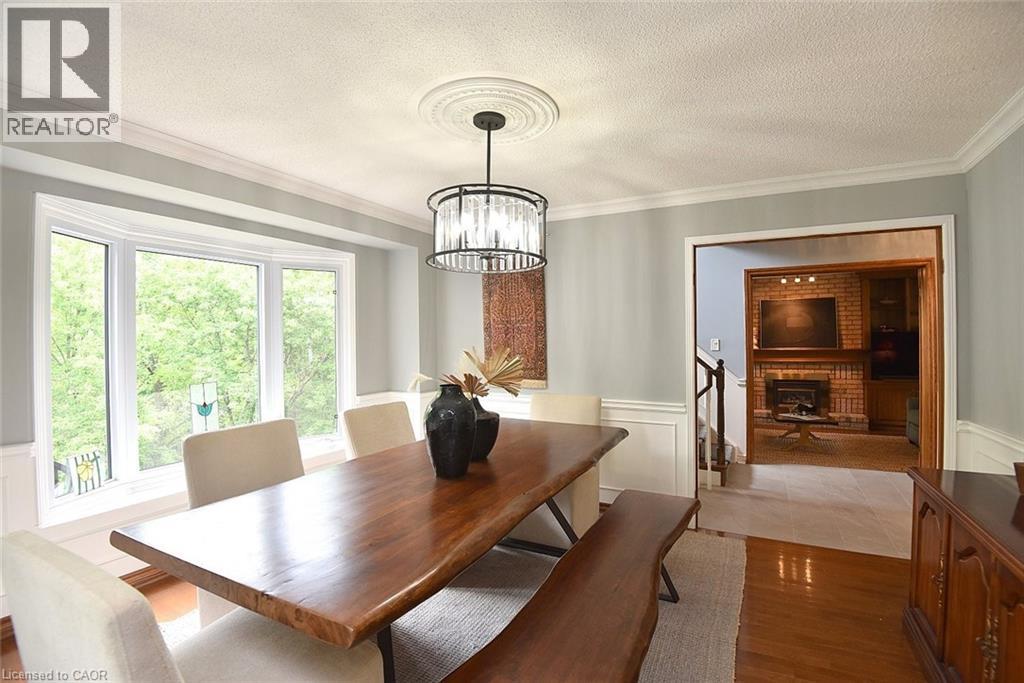 34 HOWARD Boulevard - 12