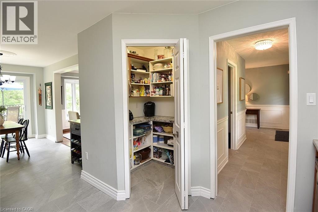 34 HOWARD Boulevard - 19