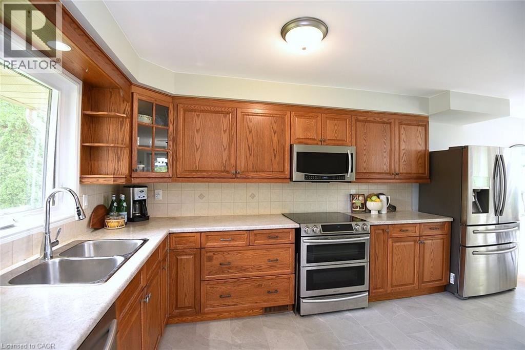 34 HOWARD Boulevard - 21
