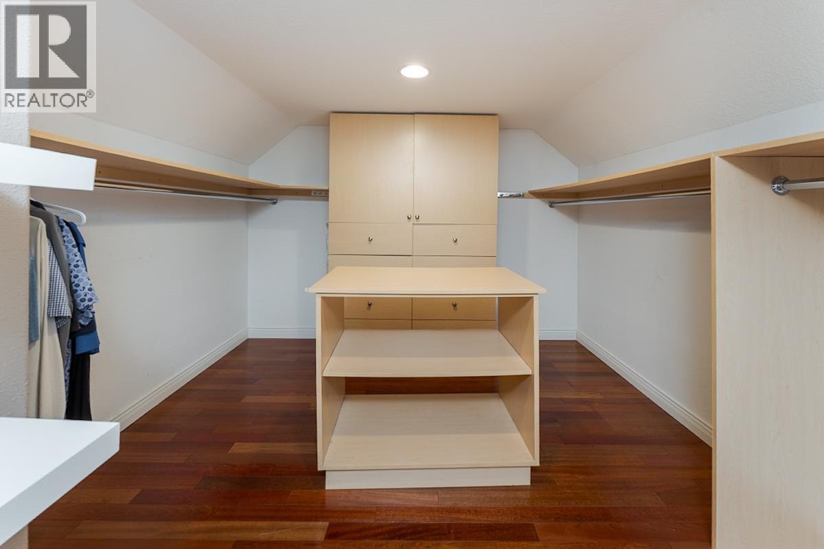 7825 GUERRIER PLACE - 24