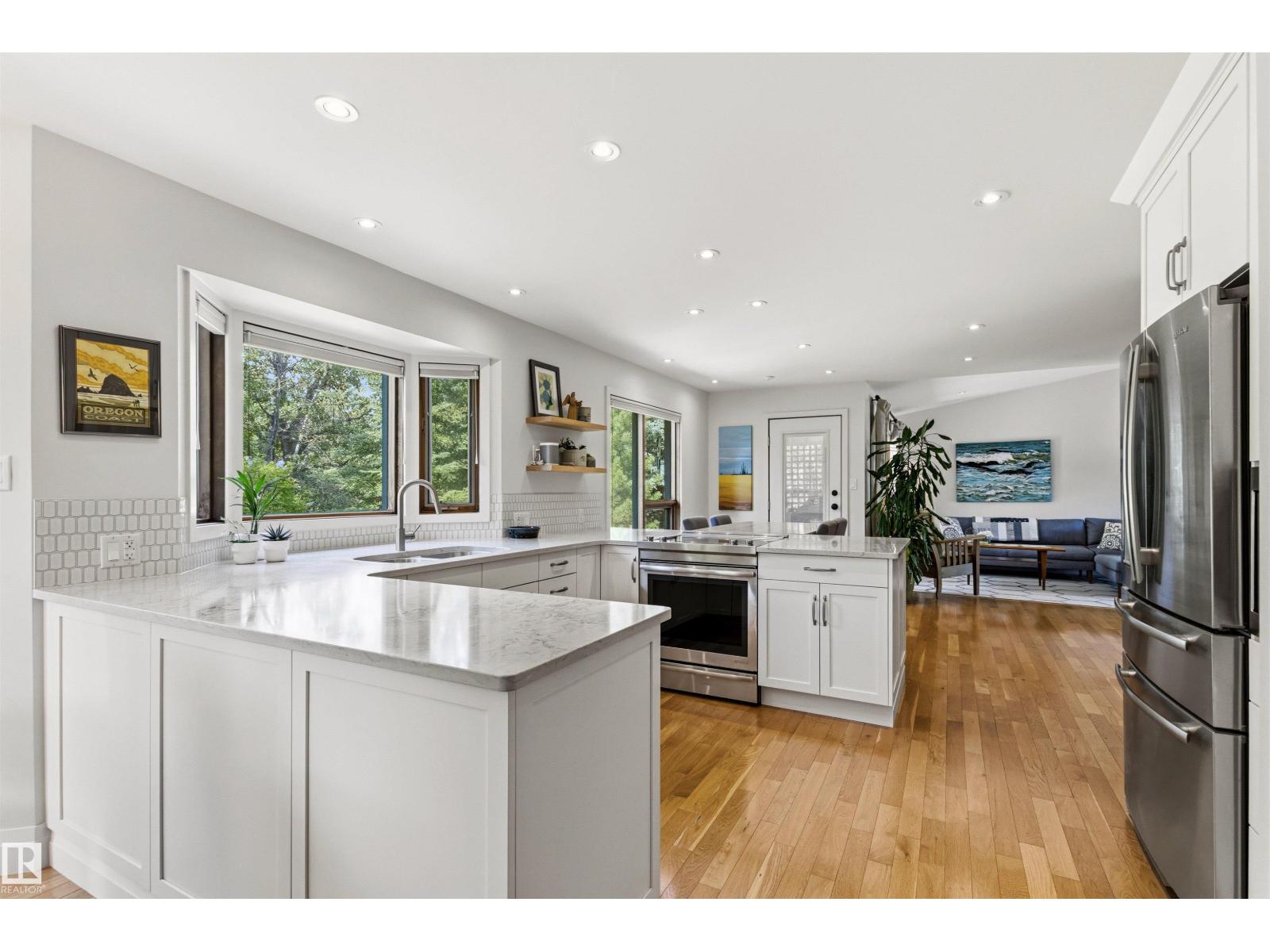 624 BUTCHART WD NW — photo 18