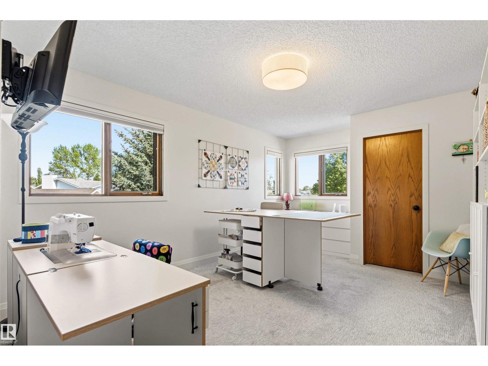 624 BUTCHART WD NW — photo 36