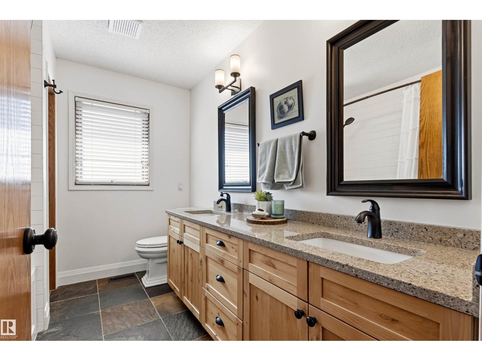624 BUTCHART WD NW — photo 37