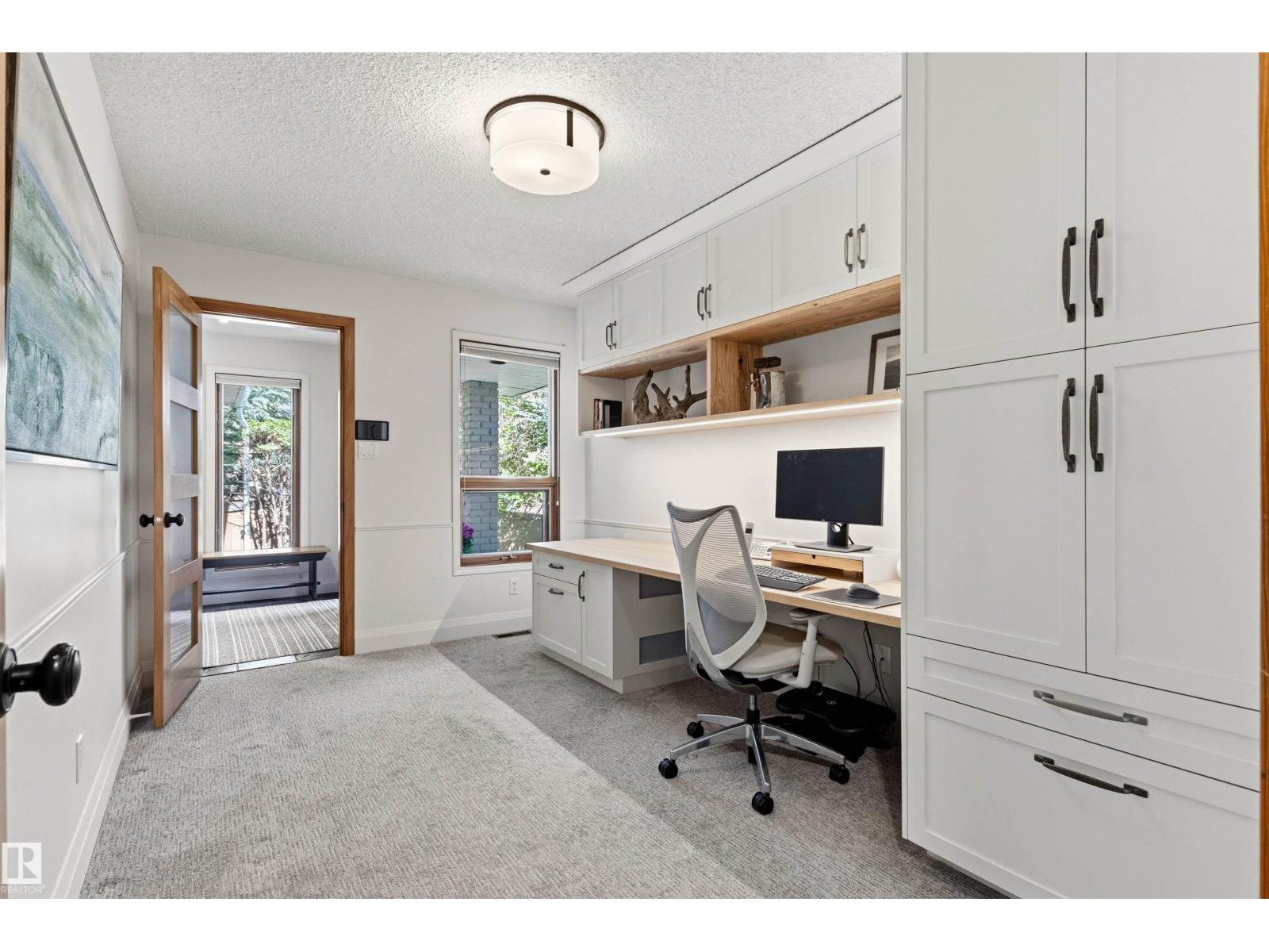624 BUTCHART WD NW — photo 25