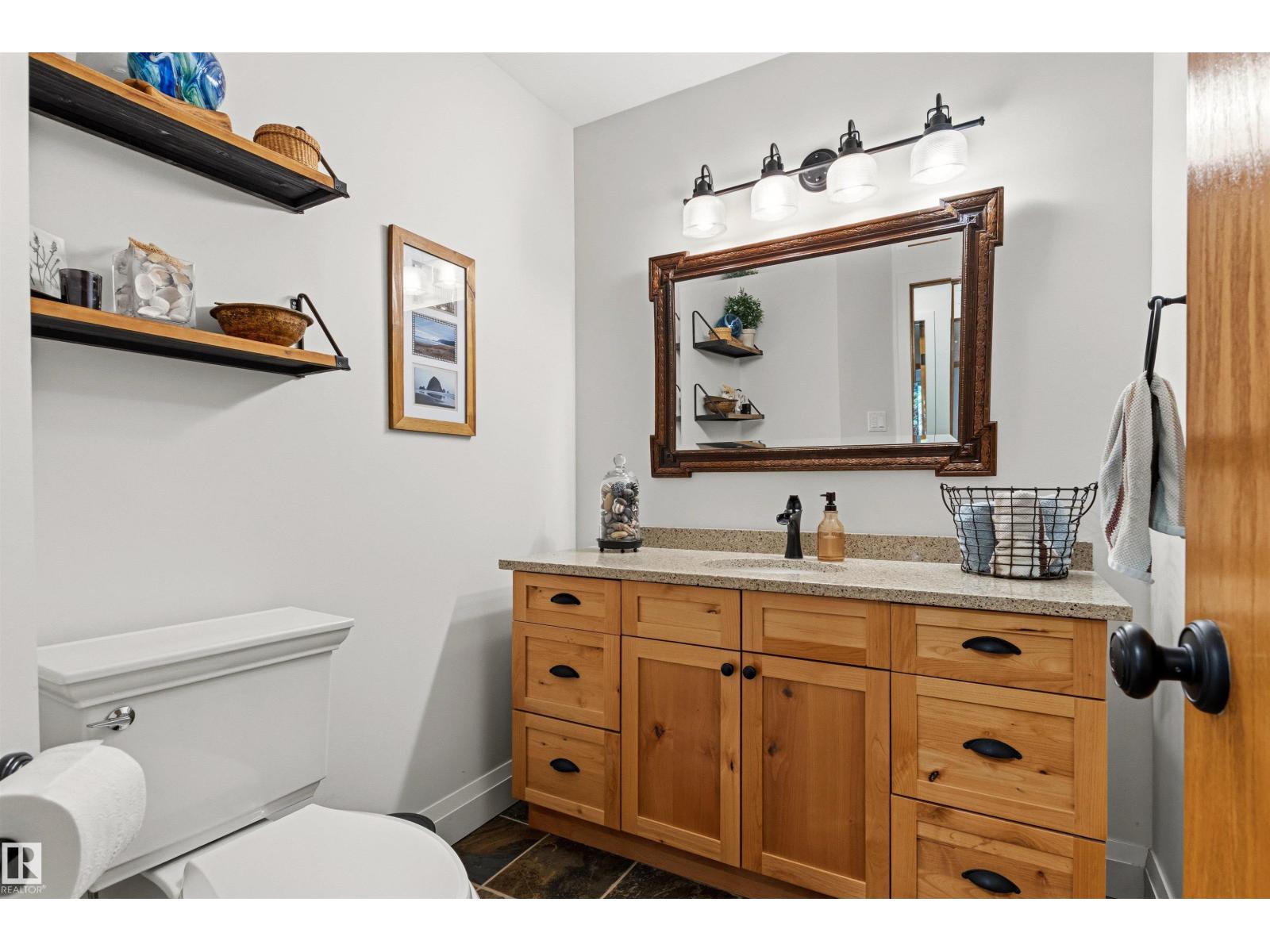 624 BUTCHART WD NW — photo 26
