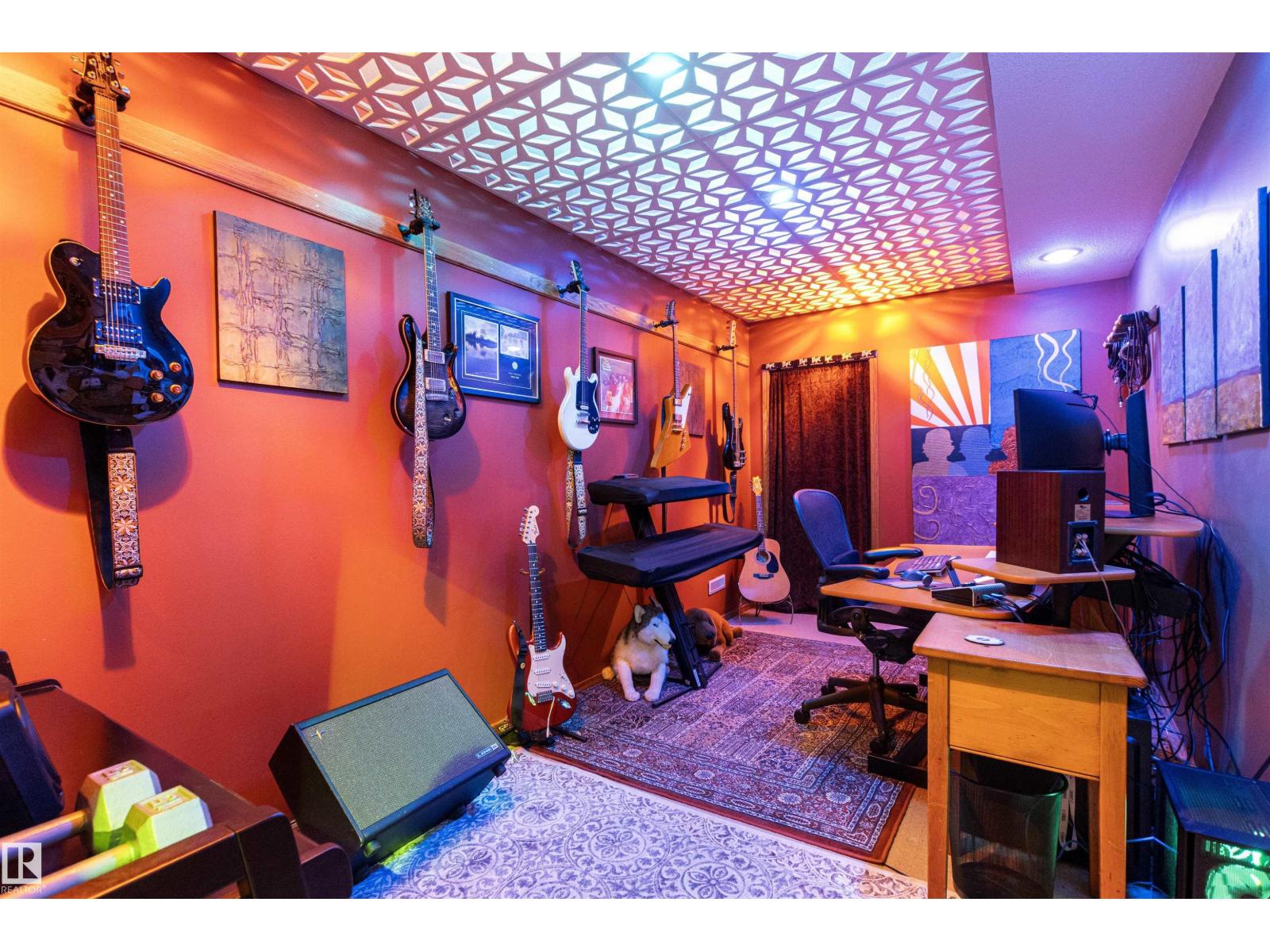 624 BUTCHART WD NW — photo 47