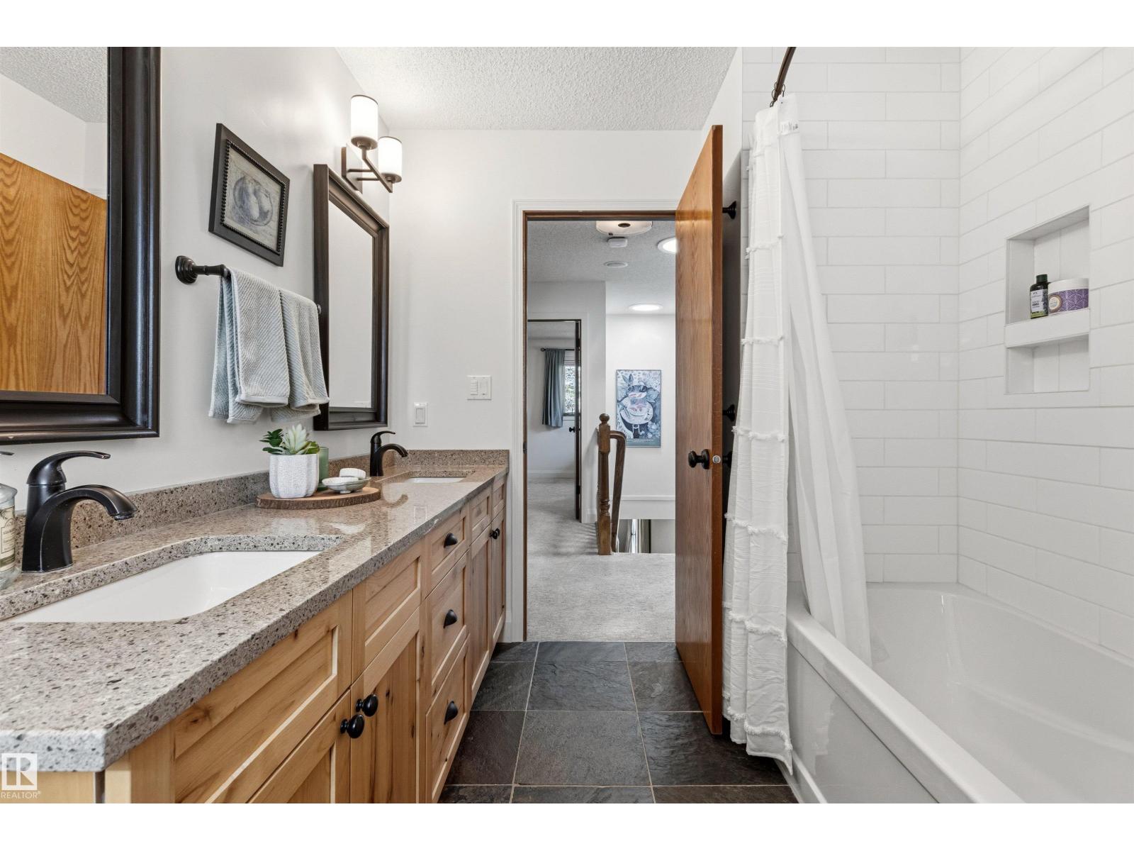 624 BUTCHART WD NW — photo 38