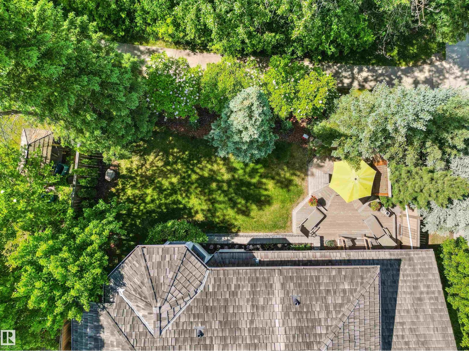 624 BUTCHART WD NW — photo 57