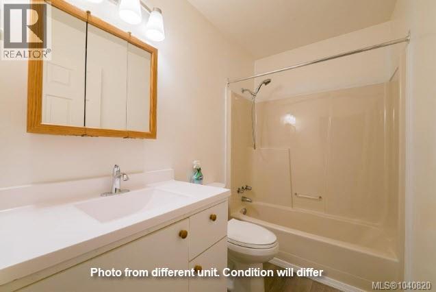#16 745 Church St - 5