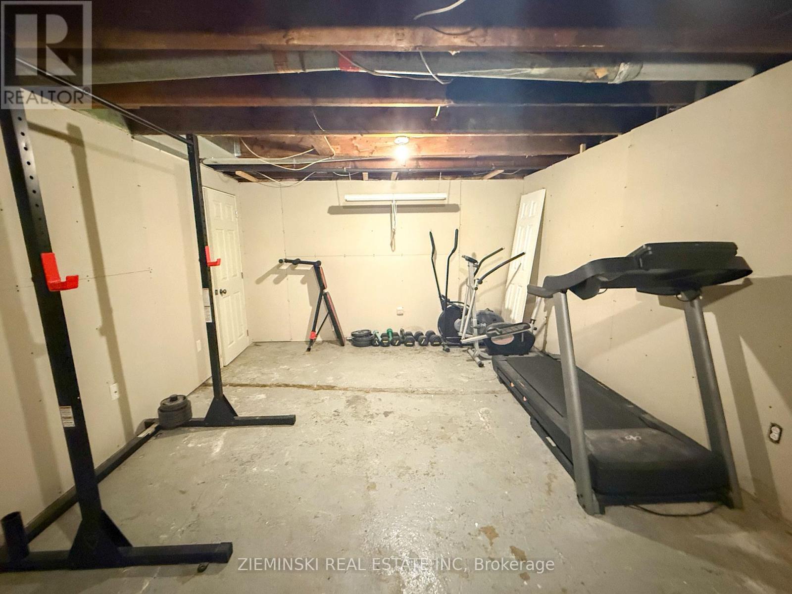143 ESSEX AVENUE - 23