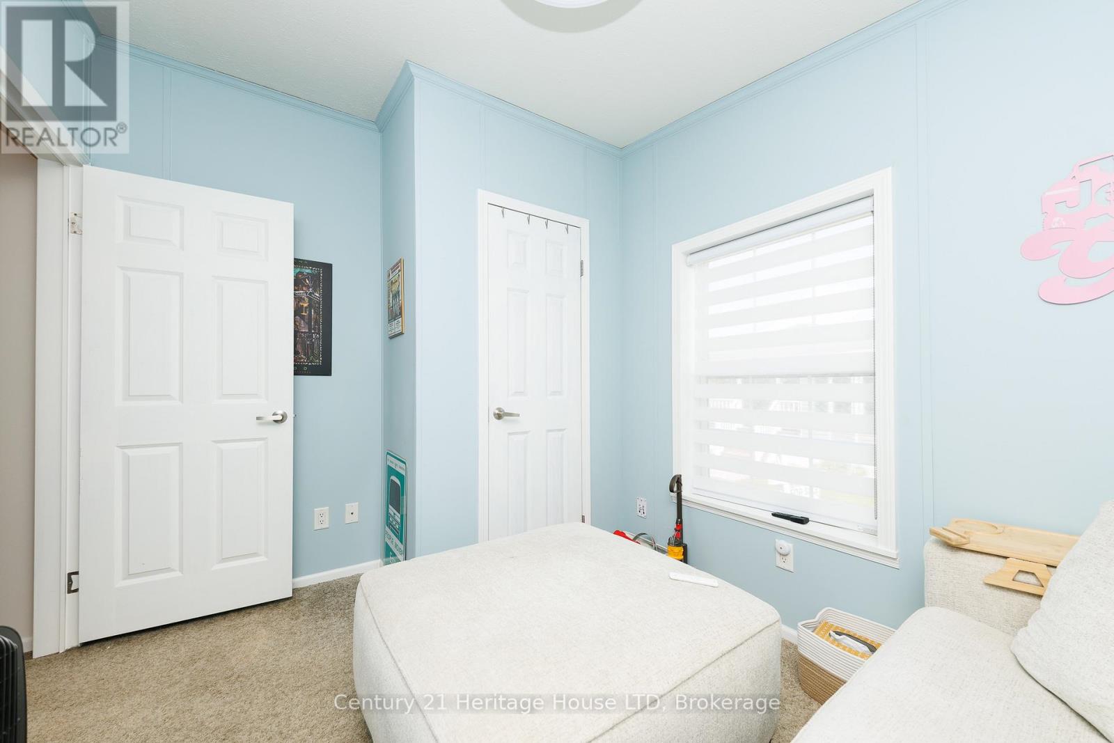 #268 3033 TOWNLINE ROAD - 21