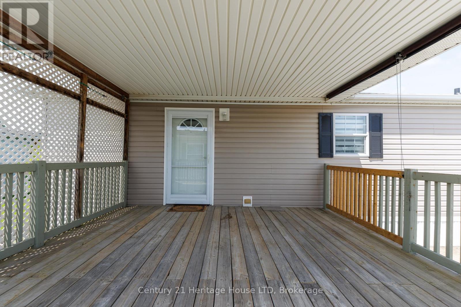 #268 3033 TOWNLINE ROAD - 24