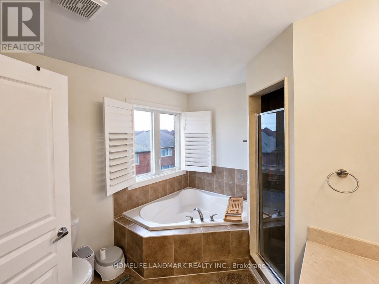 41 MANSARD DRIVE - 31