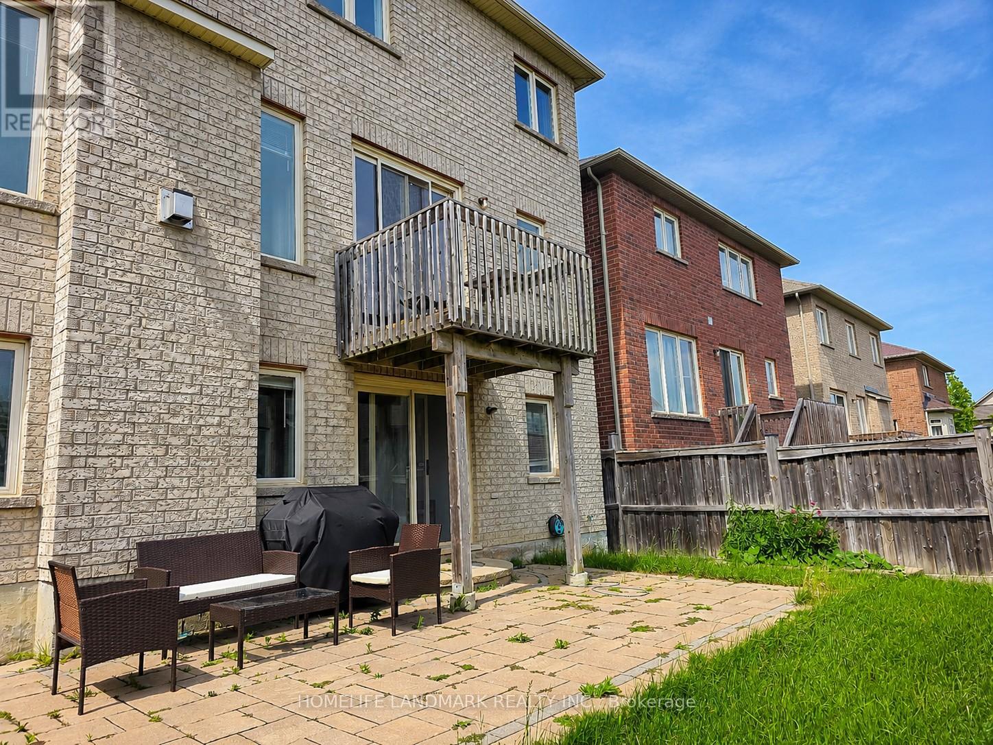 41 MANSARD DRIVE - 38