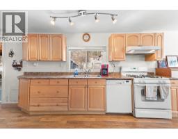 858 301st Street, Marysville, BC V1A3J9 Photo 17