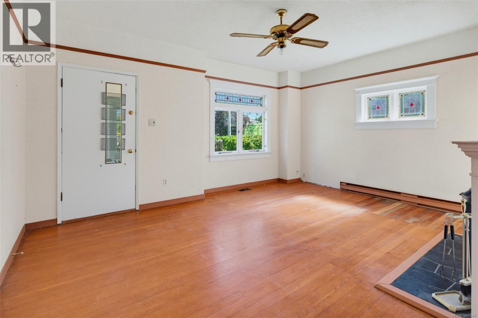 2960 Donald St - 14