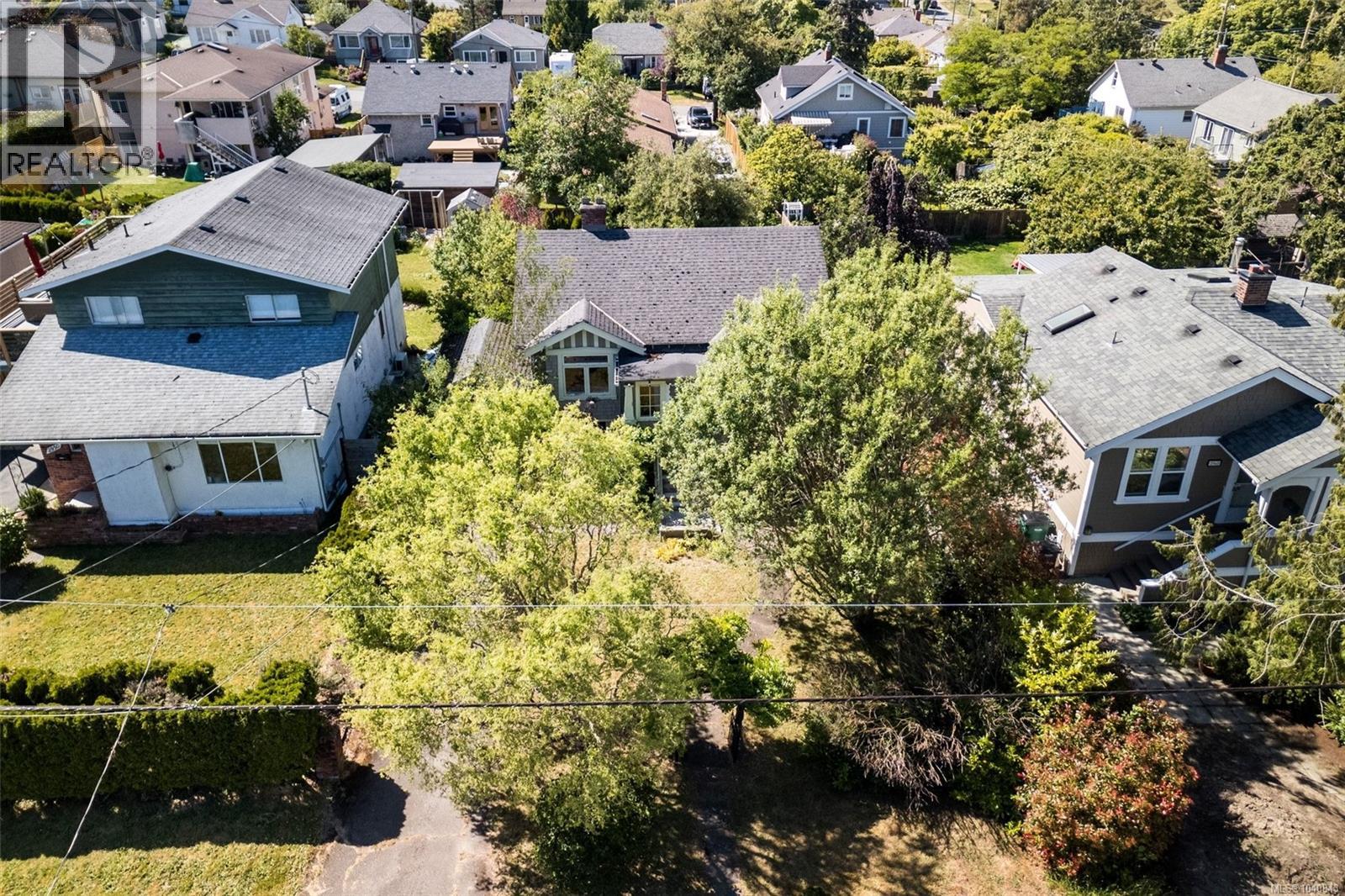 2960 Donald St - 4