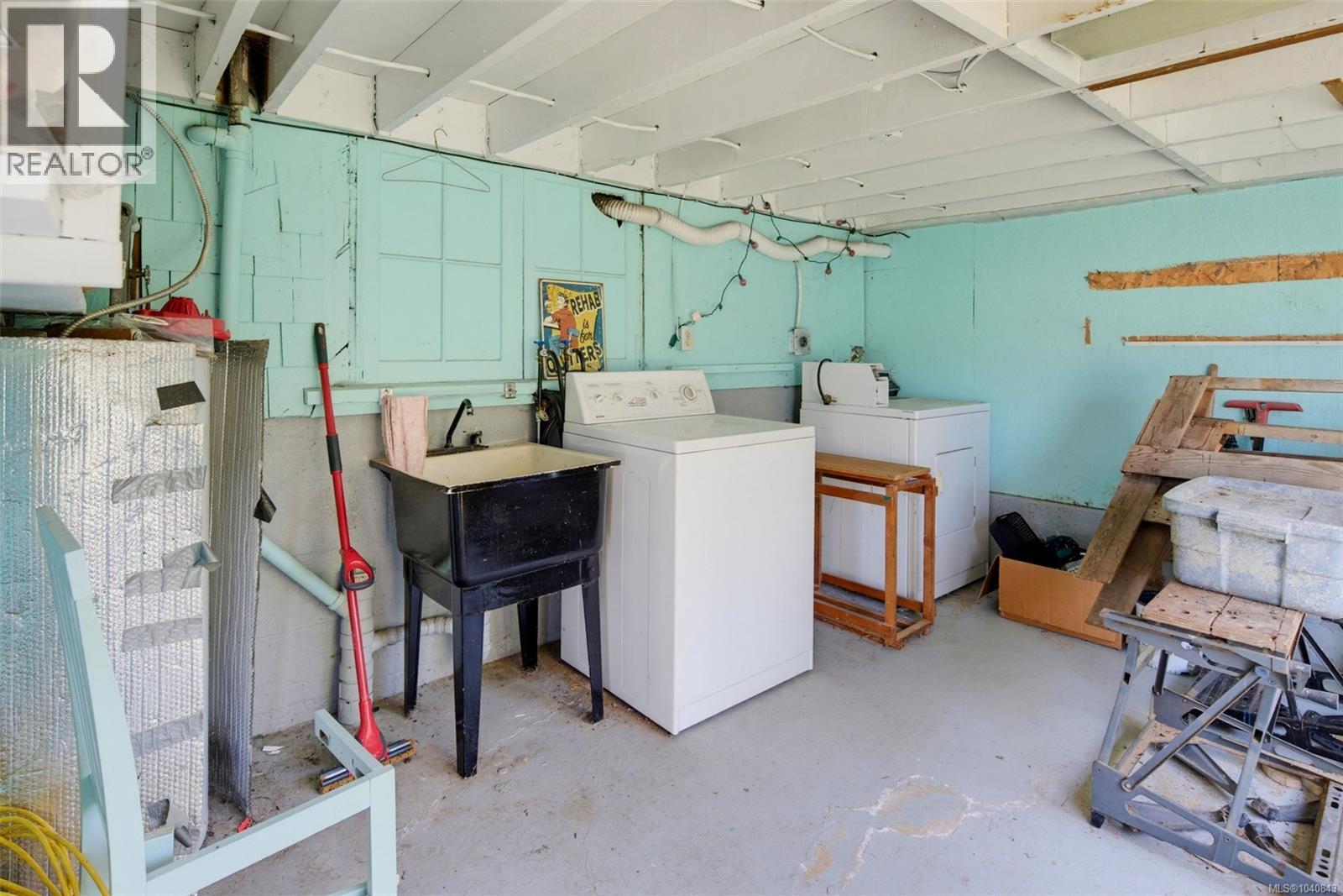 2960 Donald St - 40
