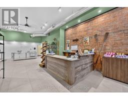 258 King Street, Midland, ON L4R3M3 Photo 8