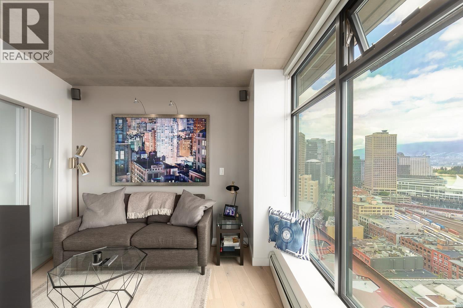 2 Bed, 2 Bath House for Sale in Vancouver – 2903 128 W CORDOVA STREET, Vancouver – MLS# R3137523 - Image 15