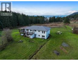 300 Wood Dale Drive, Mayne Island, BC V0N2J2 Photo 38