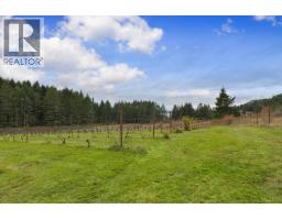 300 Wood Dale Drive, Mayne Island, BC V0N2J2 Photo 6