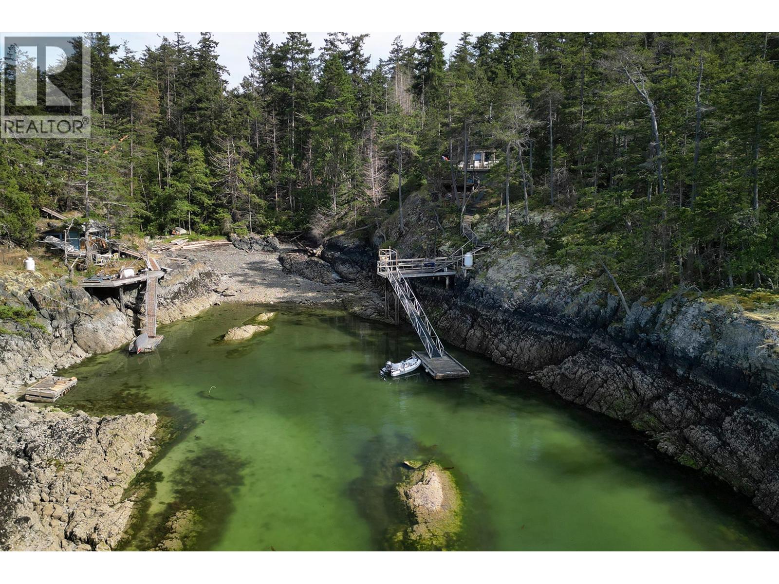 LOT 1 SOUTH THORMANBY ISLAND, Halfmoon Bay — photo 8