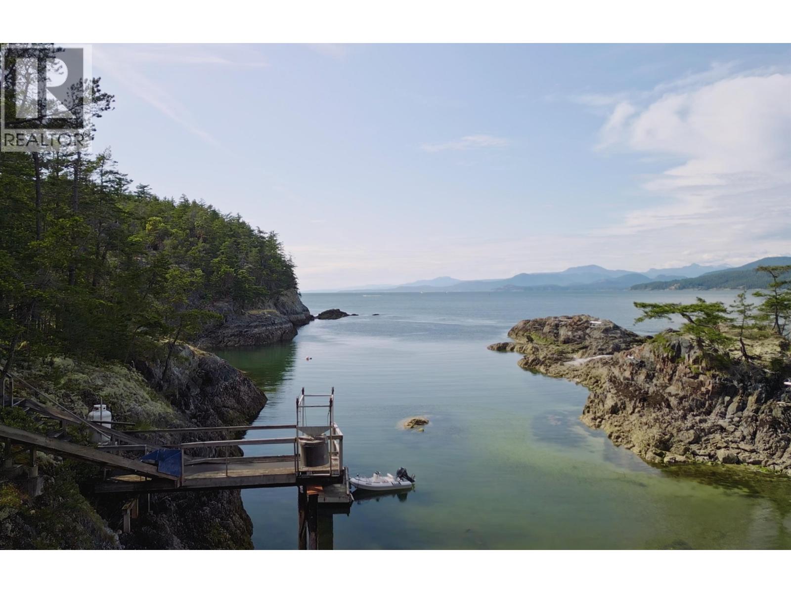 LOT 1 SOUTH THORMANBY ISLAND, Halfmoon Bay — photo 9