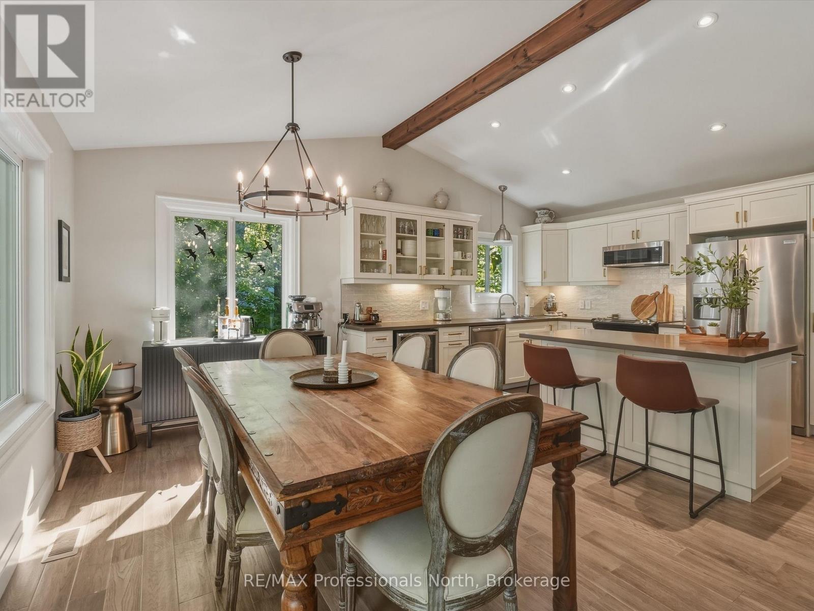 188 VEL-DOR CRESCENT - 11