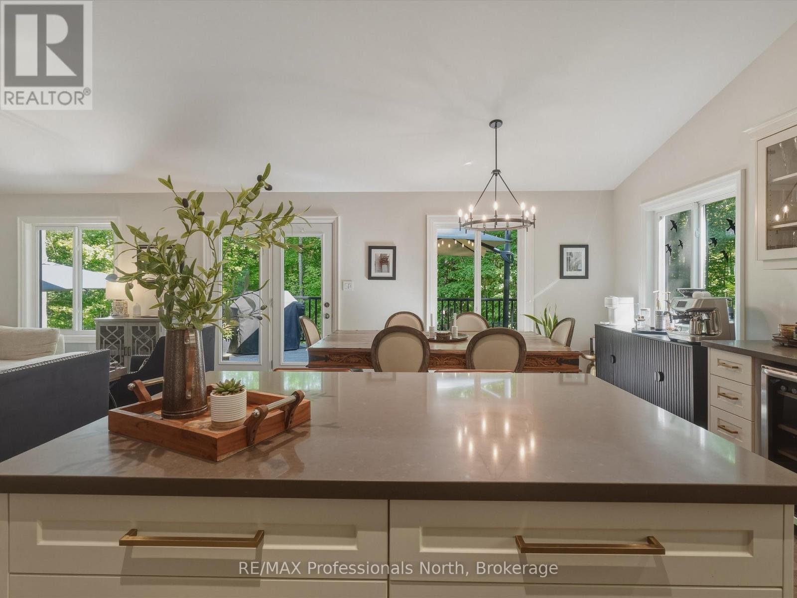 188 VEL-DOR CRESCENT - 19