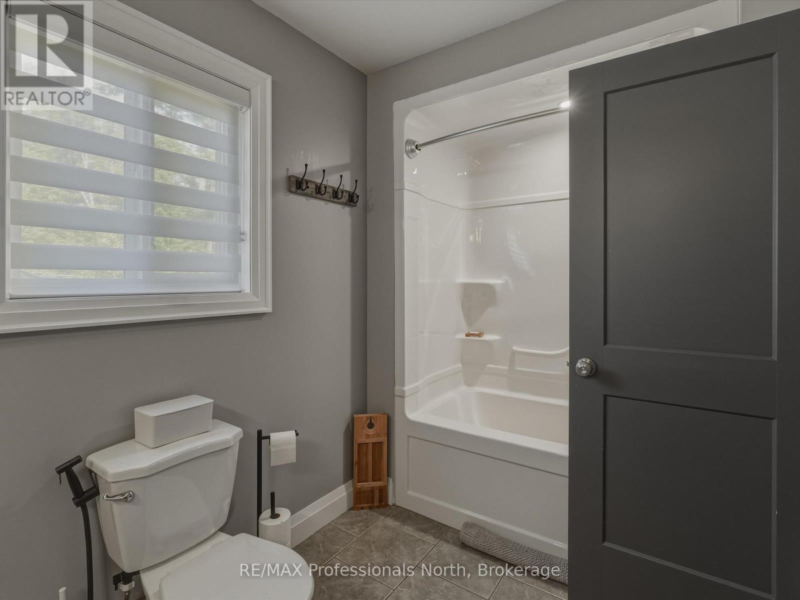 188 VEL-DOR CRESCENT - 28