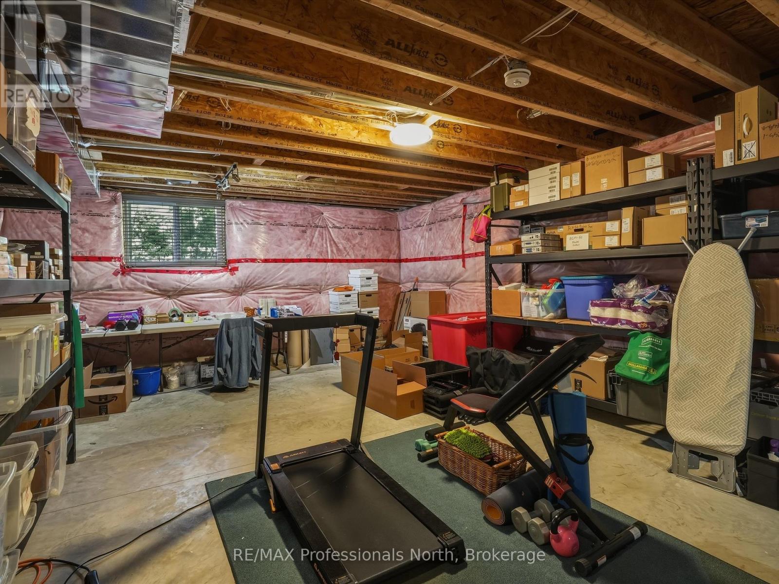 188 VEL-DOR CRESCENT - 45