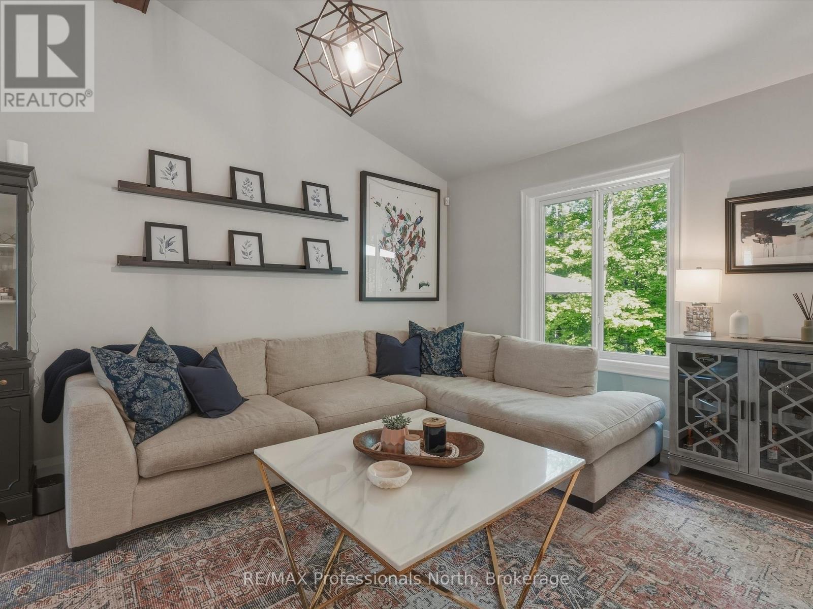 188 VEL-DOR CRESCENT - 9