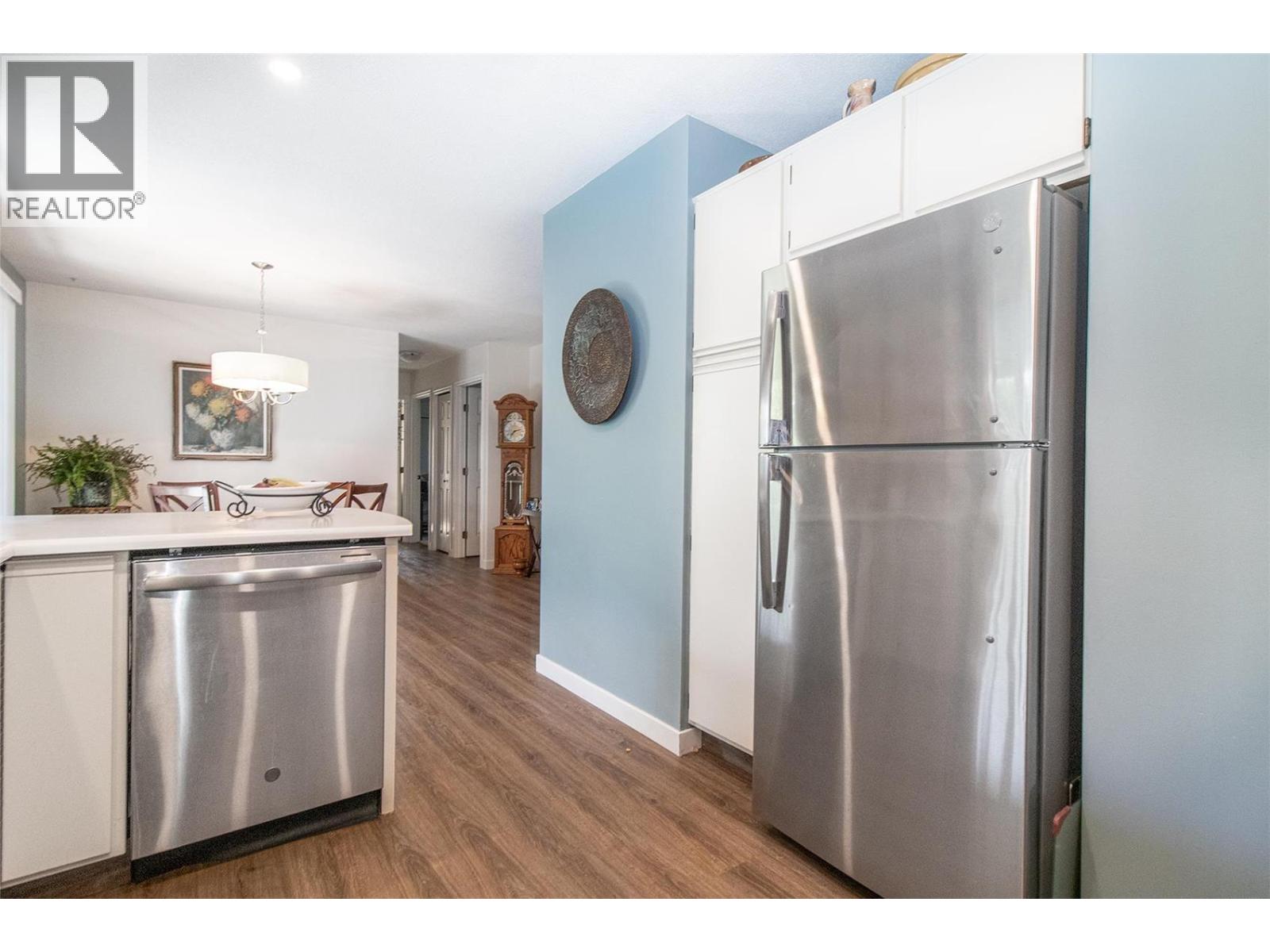 #582 1255 Raymer Avenue - 10