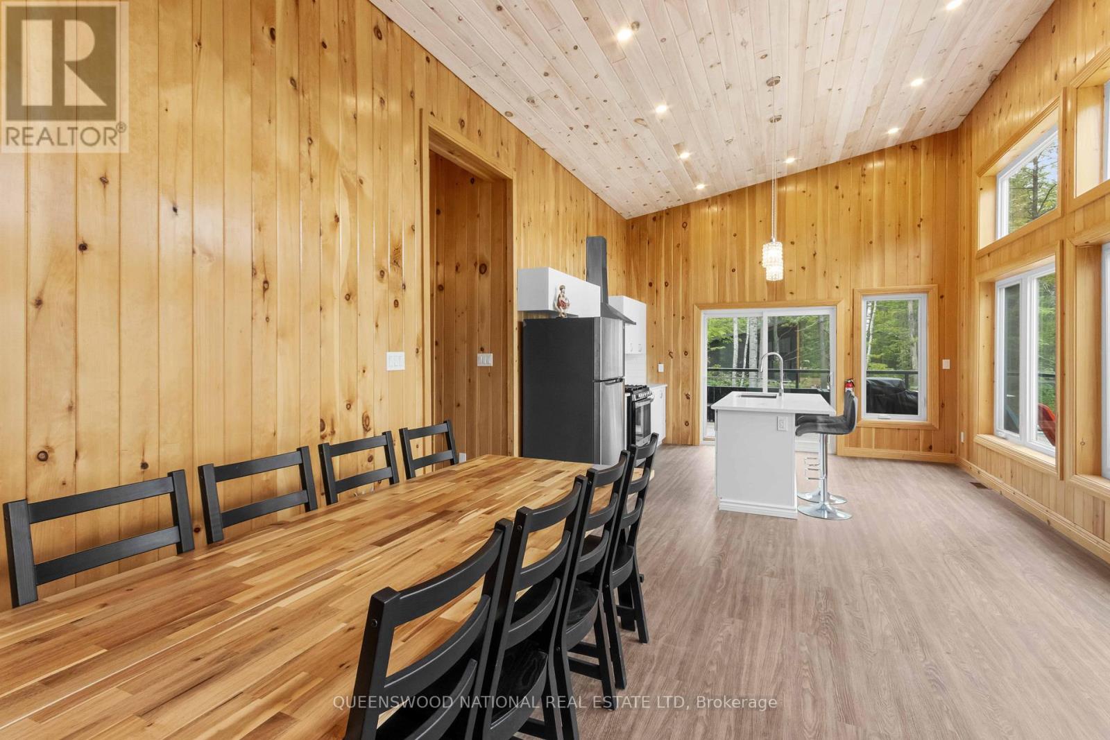 227 GRUNWALD ROAD - 20