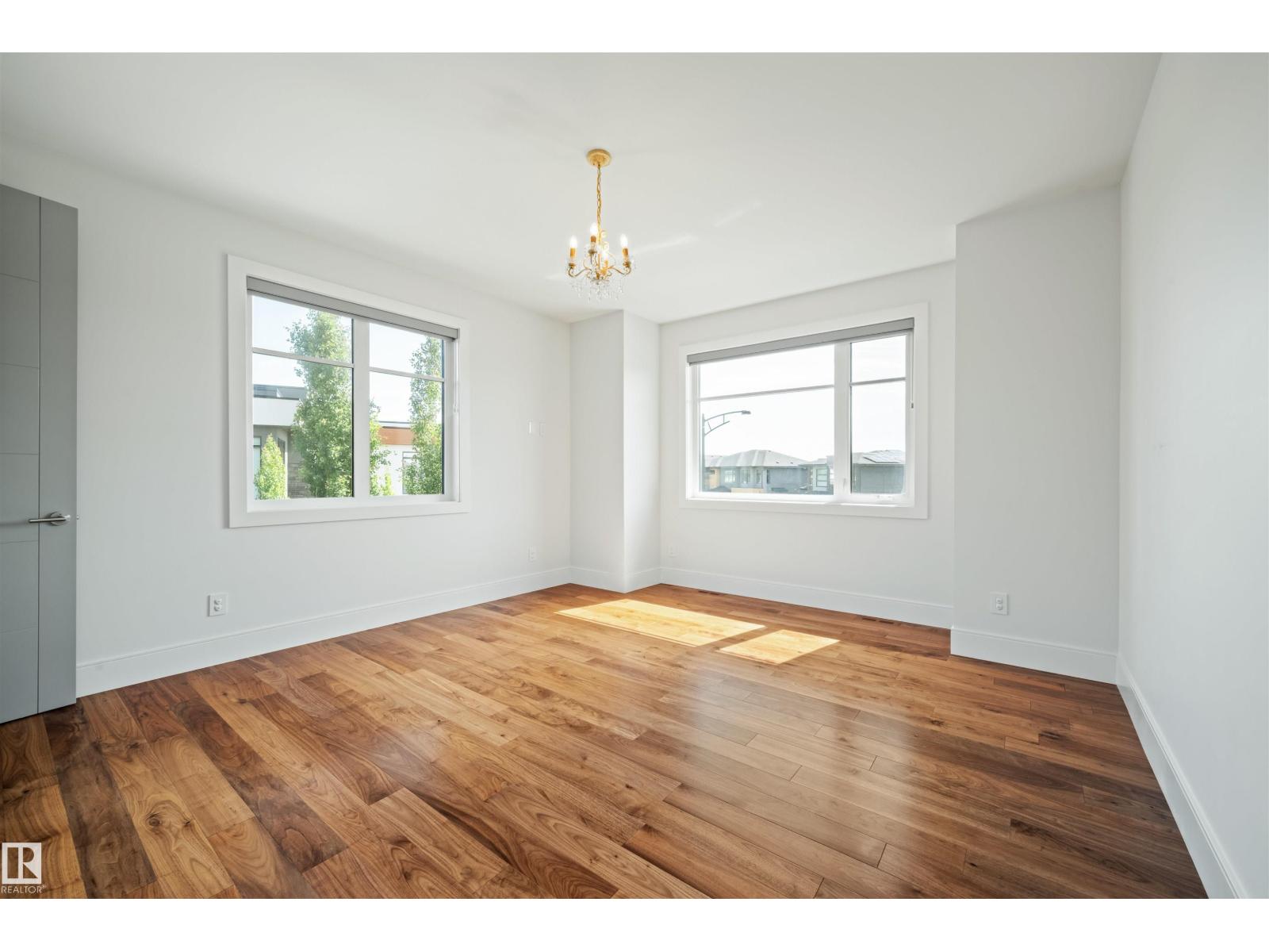 1117 WAHL PL NW - 44