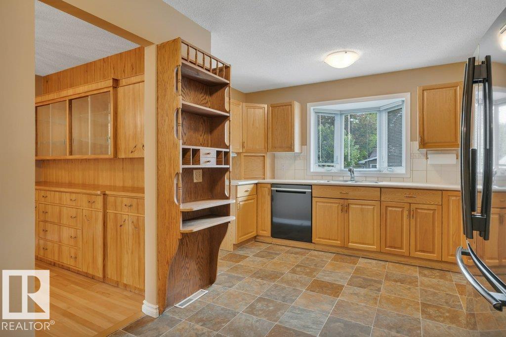 1020 KEITH ROAD — photo 15