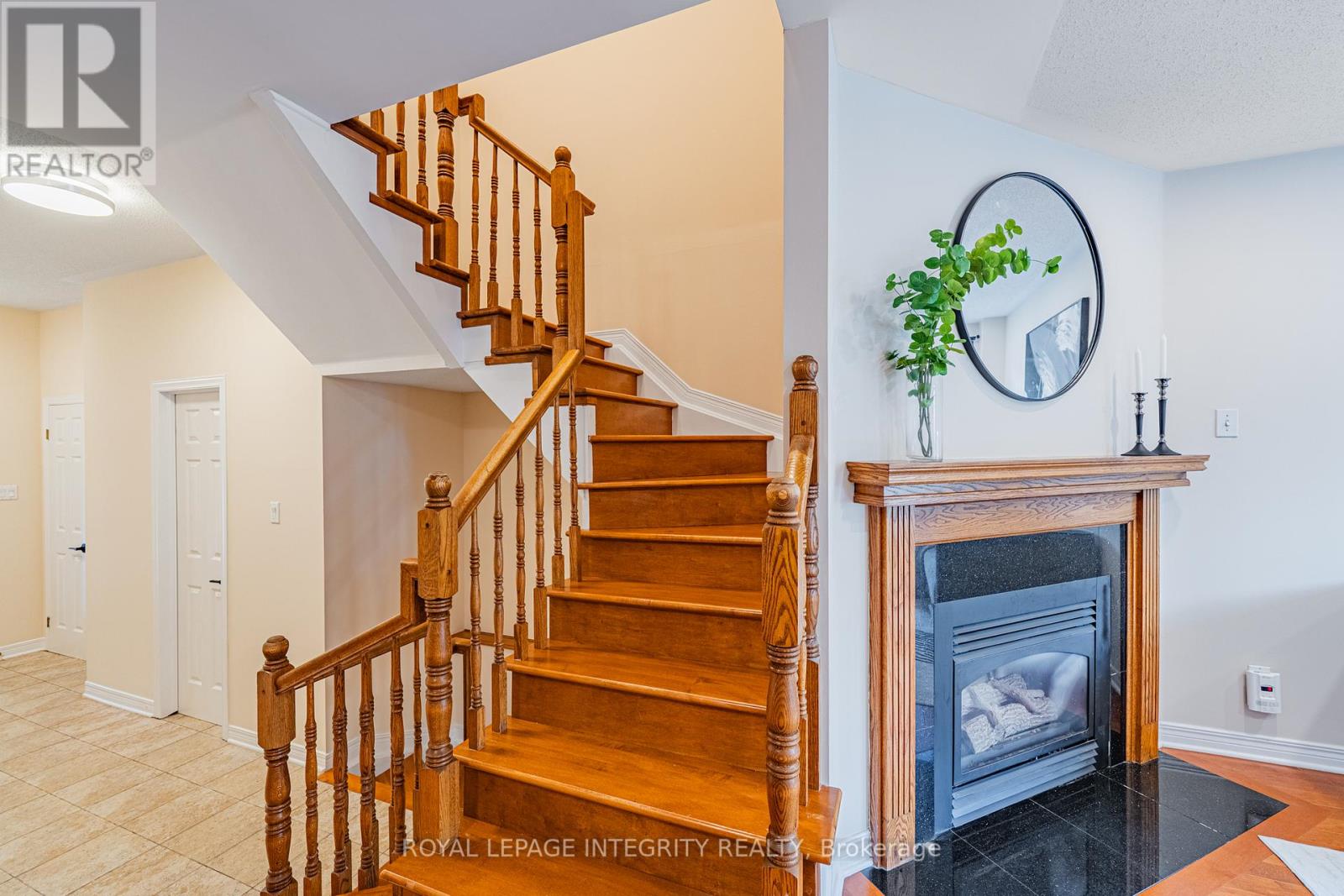 3 Bed, 4 Bath House for Sale in Ottawa – 16 REDDING WAY, Ottawa – MLS# X13463518 - Image 18
