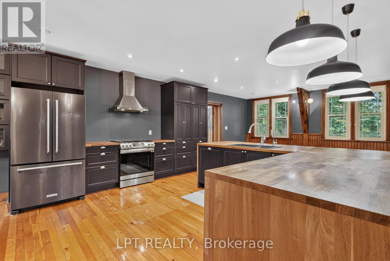 26 CHARBONNEAU STREET - 24
