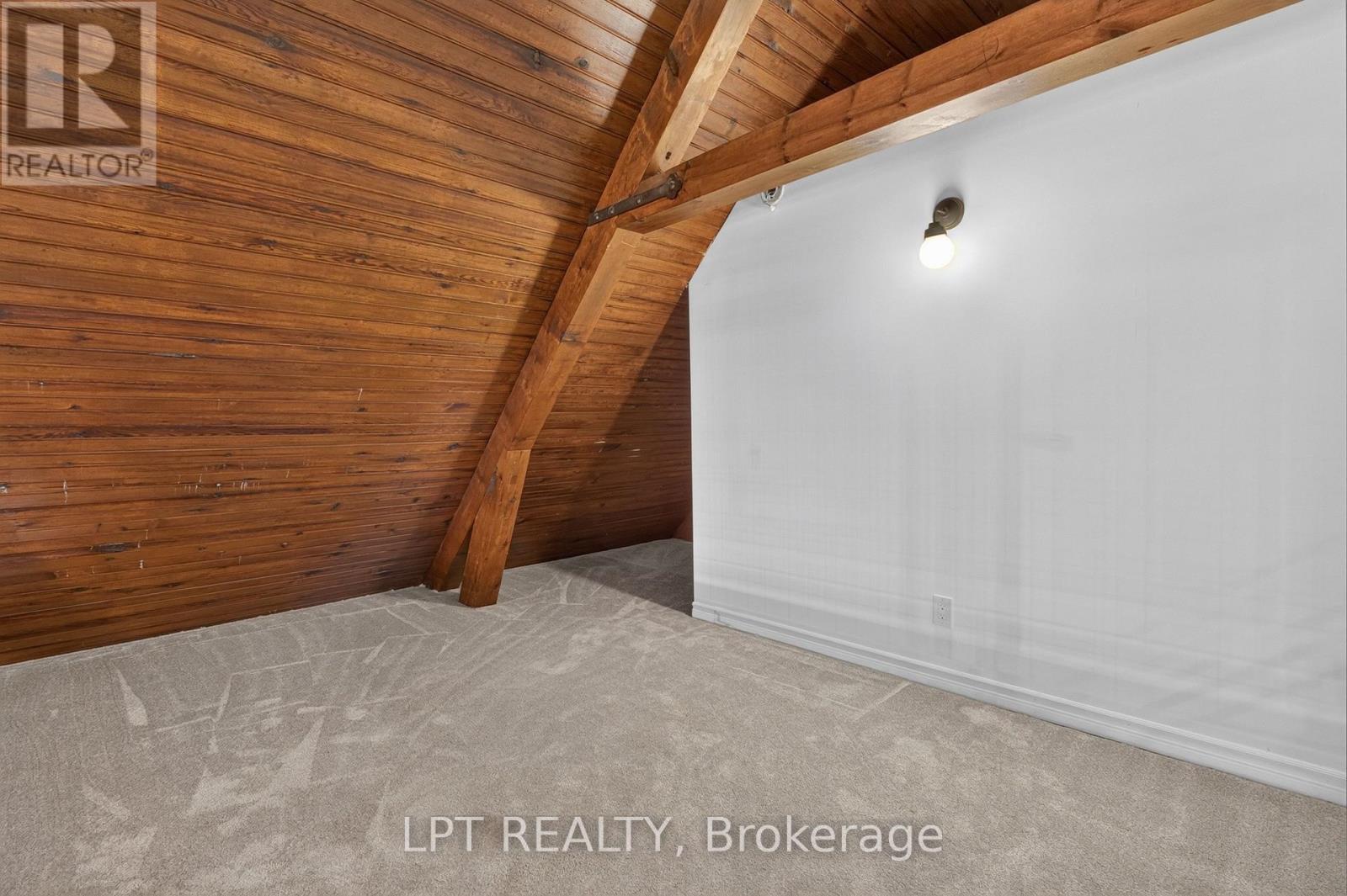 26 CHARBONNEAU STREET - 32
