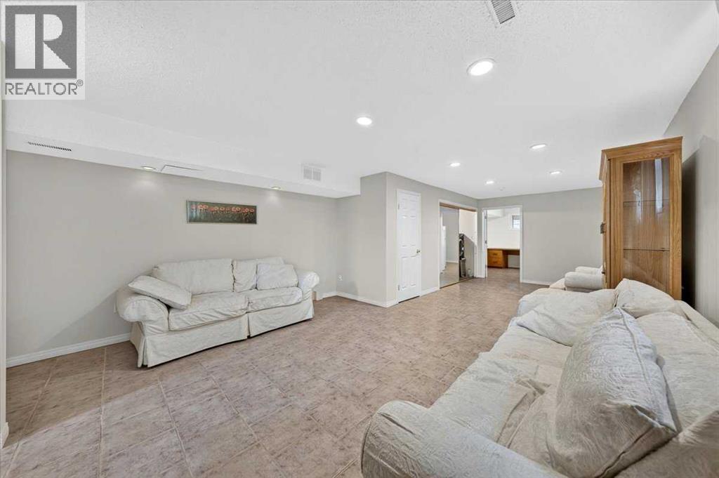 136 hunterhorn Drive — photo 21