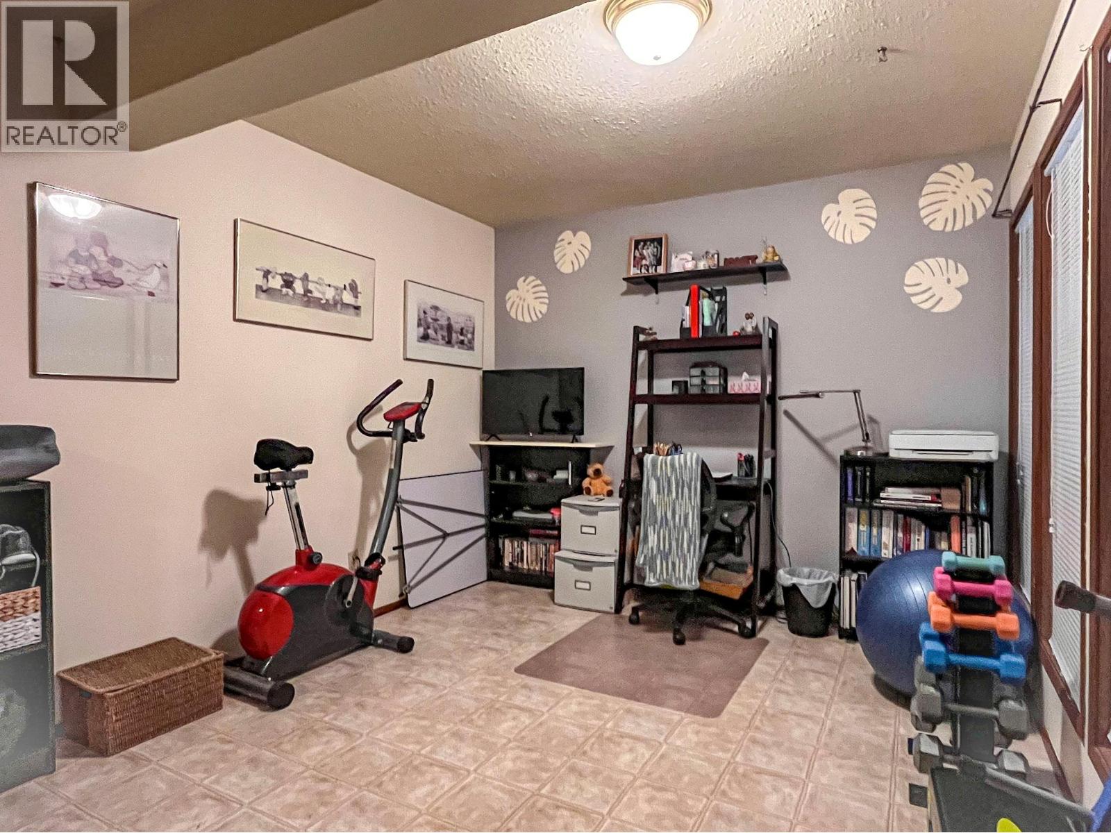 4610 37th Street - 43